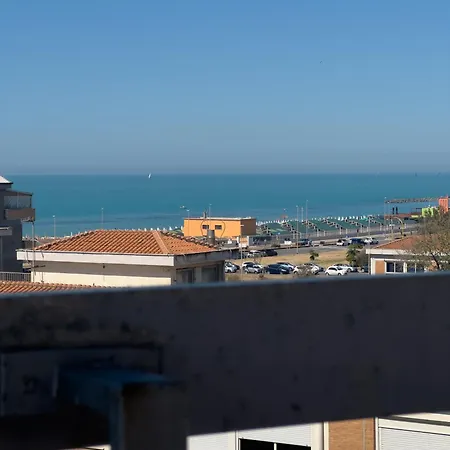 La Terrazza 1 丽都迪奥斯蒂亚