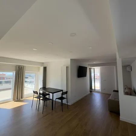 公寓 La Terrazza 1 *